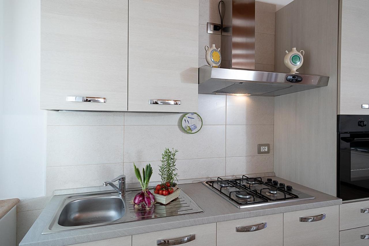 Casa Rossa - Regarda Travel Villa Bardolino Luaran gambar