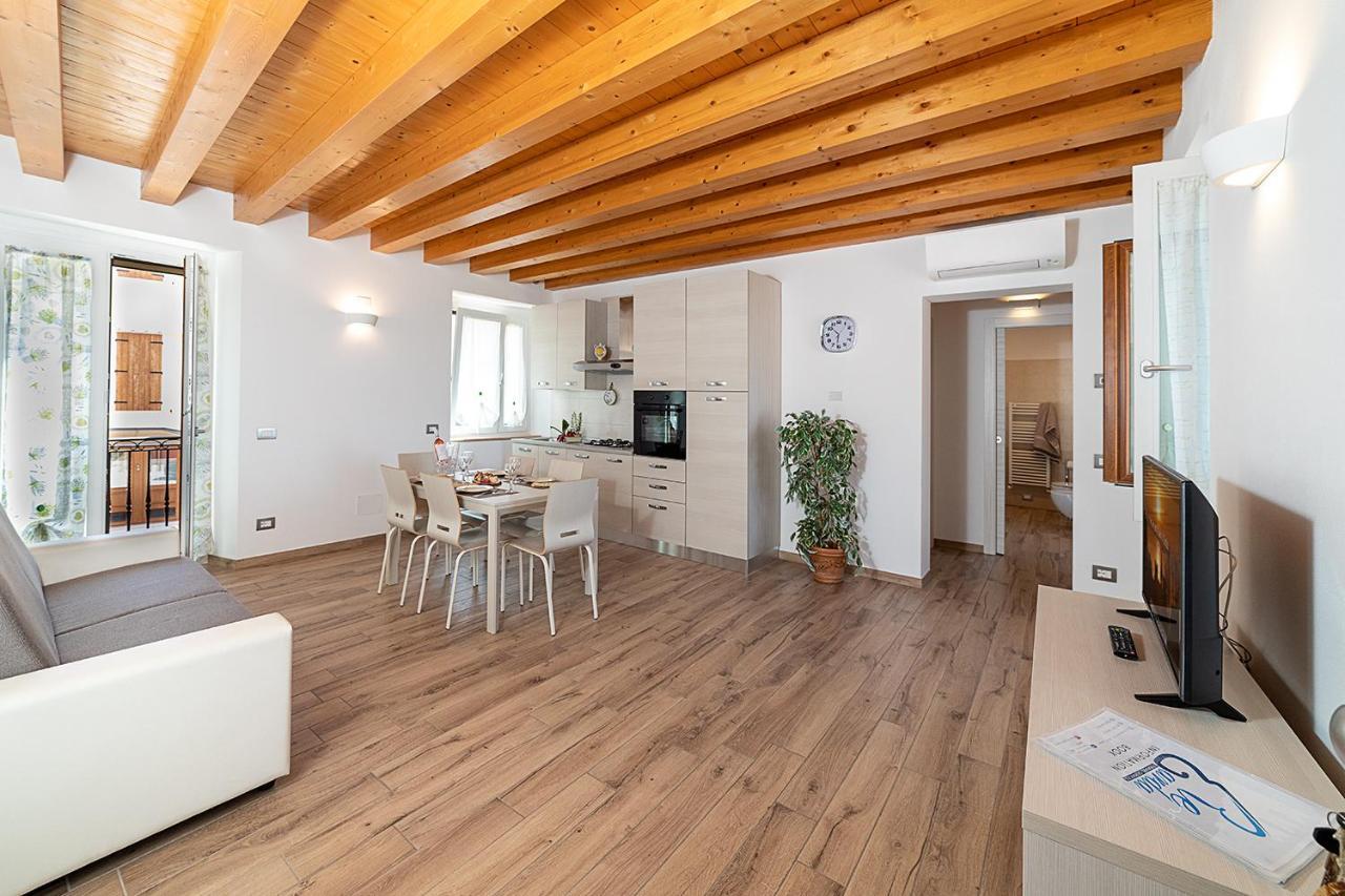 Casa Rossa - Regarda Travel Villa Bardolino Luaran gambar