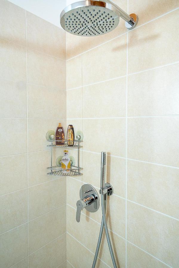Casa Rossa - Regarda Travel Villa Bardolino Luaran gambar
