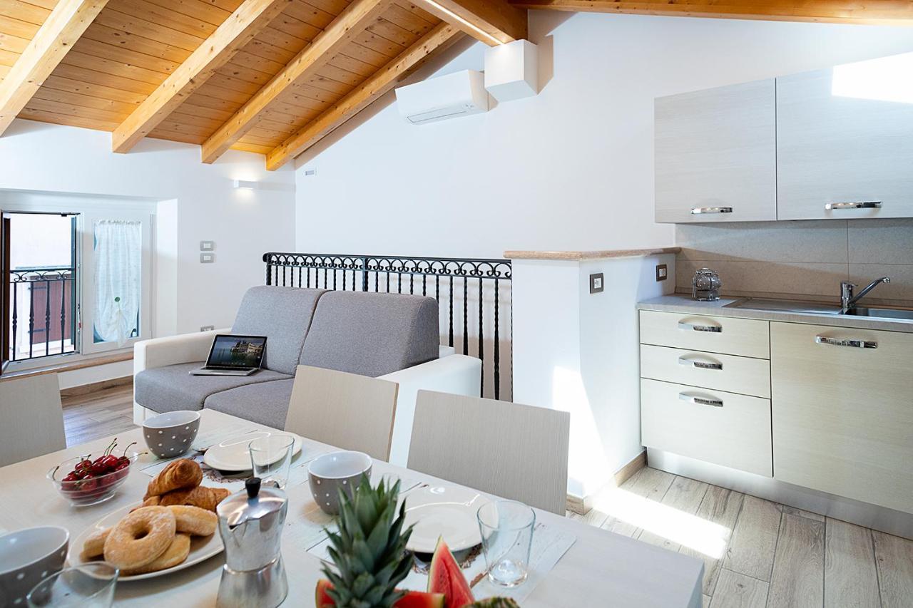 Casa Rossa - Regarda Travel Villa Bardolino Luaran gambar